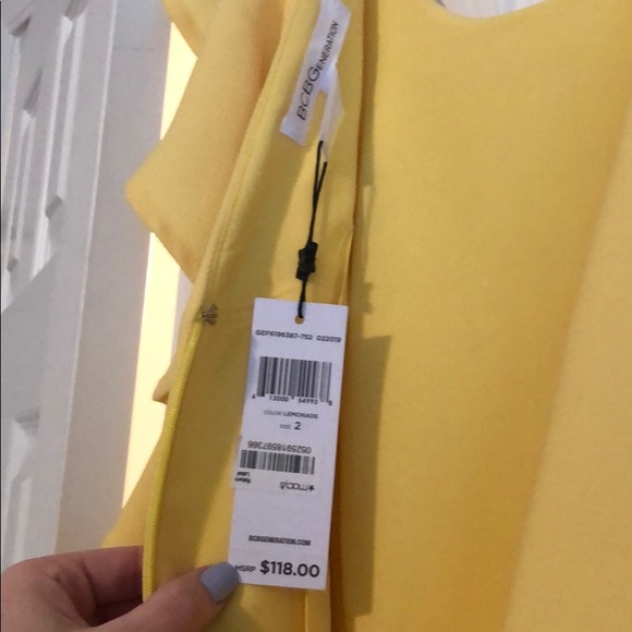 NWT BCBG dress🌼 - Picture 3 of 5